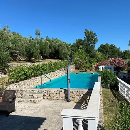 דירה Fuer 5 Personen Mit Pool